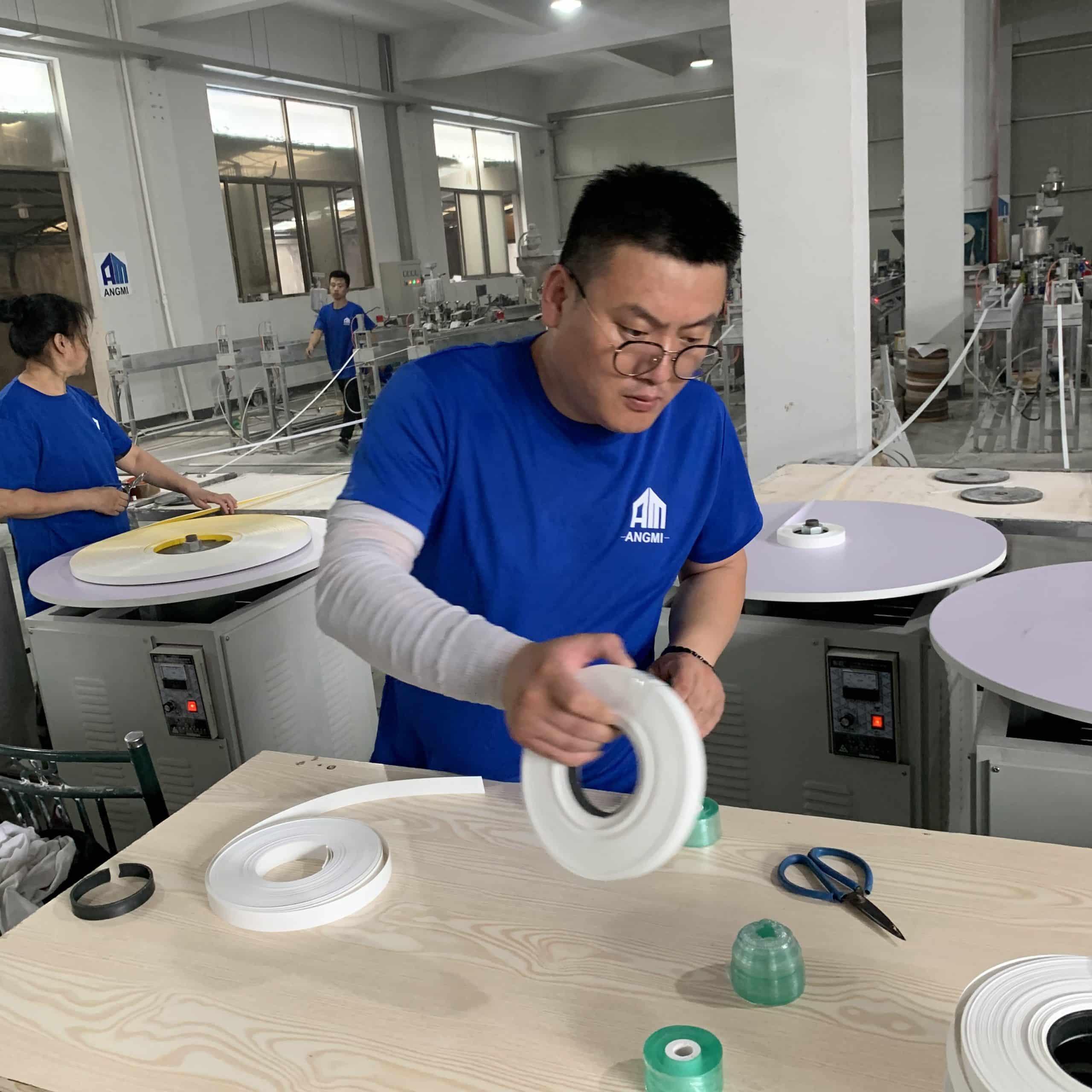 Nuestra fábrica (3)